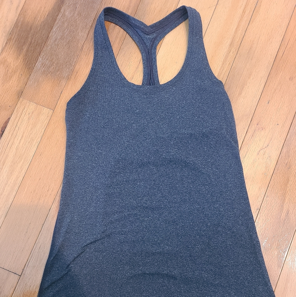 Lululemon 🍋 Grey Tank